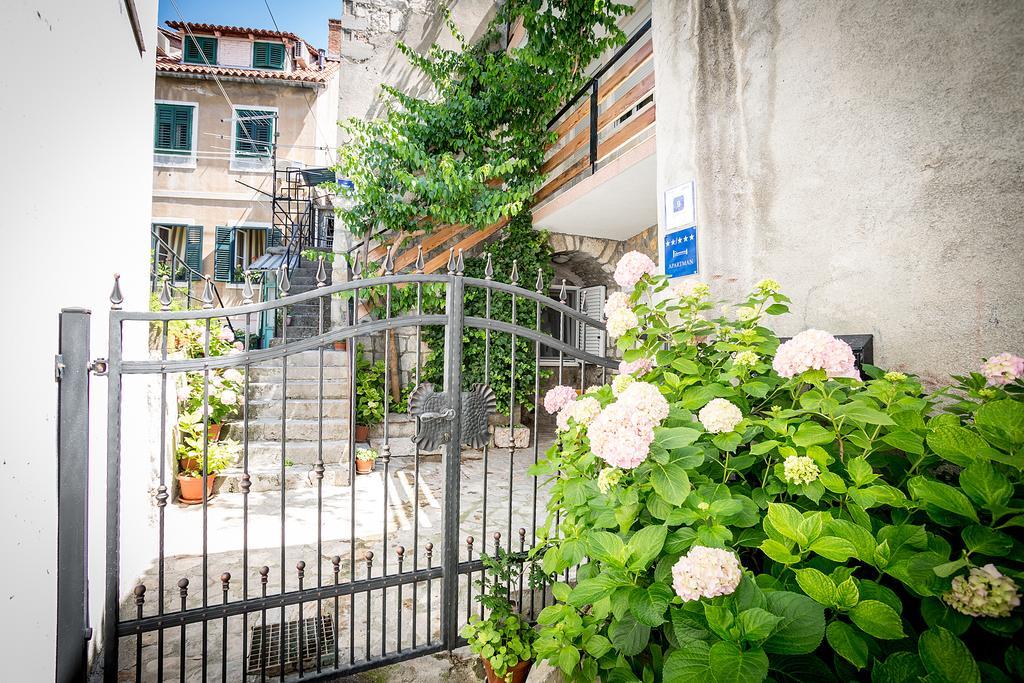 Apartments Sara Hvar Town Exteriér fotografie